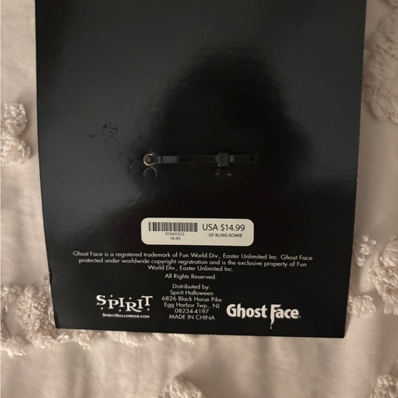 Spirit Ghost Face Mask and Knife Set - Black and Silver - Picture 3 of 3